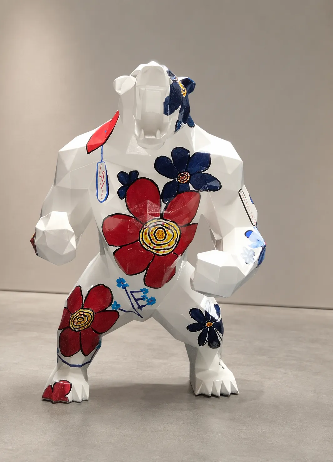 Where Flowers Remember, sculpture by Vo Anh Tuan
